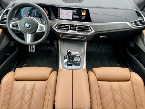Used 2023 BMW X5 xDrive40i w/ M Sport Package AWD/4WD image 16