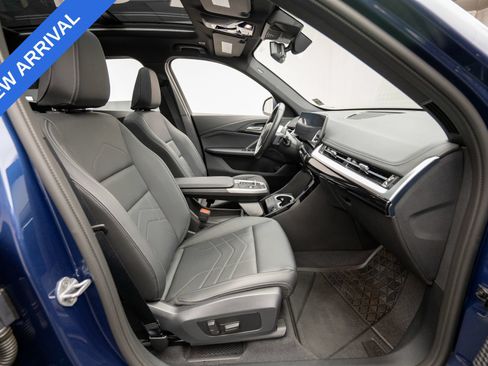 Used 2025 BMW X1 xDrive28i w/ Convenience Package AWD/4WD image 16