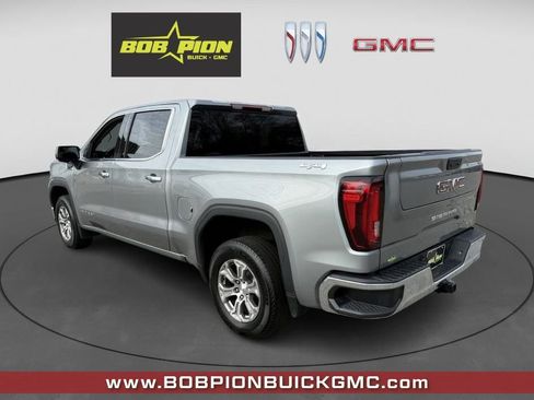 Certified 2025 GMC Sierra 1500 SLT image 5