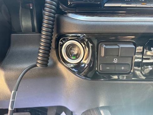 Used 2022 GMC Sierra 1500 Elevation w/ Elevation Premium Package AWD/4WD image 7