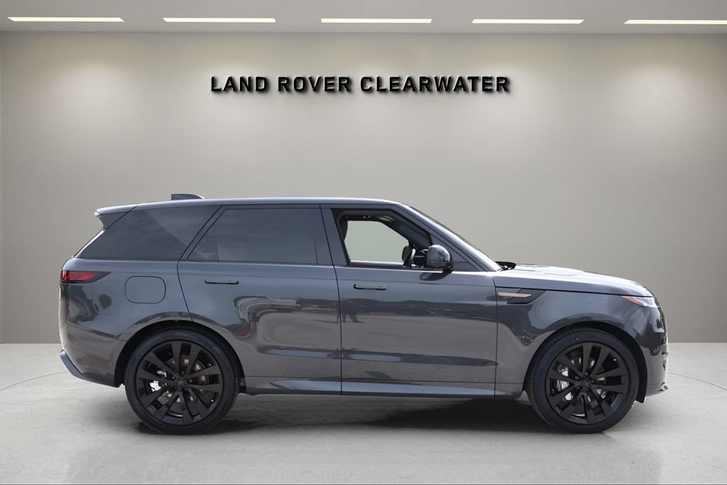 New 2026 Land Rover Range Rover Sport Dynamic SE AWD/4WD image 6