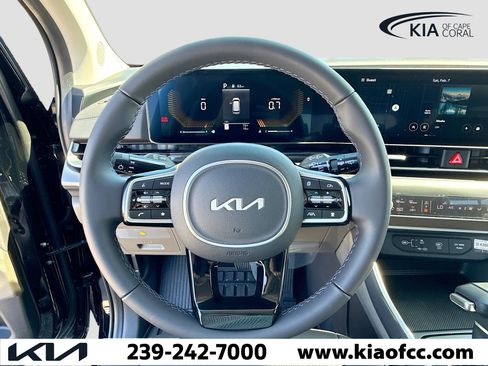 New 2026 Kia Carnival FWD image 37