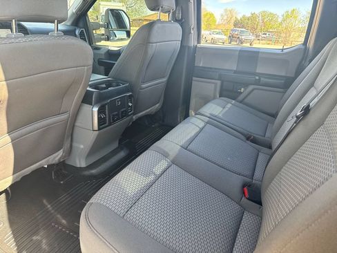 Used 2020 Ford F350 XLT w/ XLT Premium Package AWD/4WD image 17