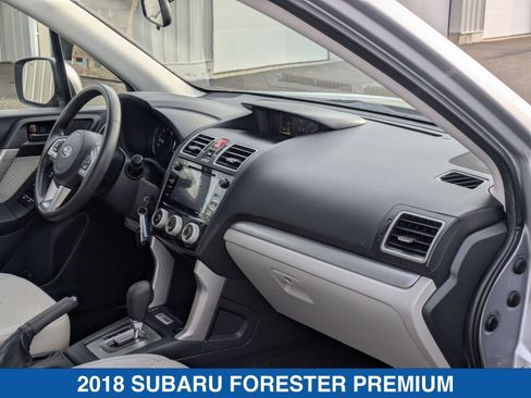 Used 2018 Subaru Forester 2.5i Premium image 35