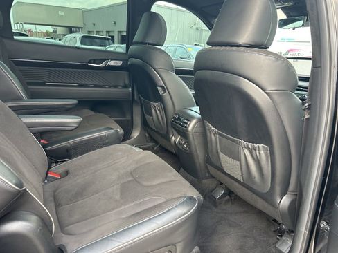 Used 2024 Hyundai Palisade Calligraphy image 31