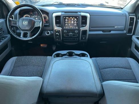 Used 2019 RAM 1500 Big Horn image 9