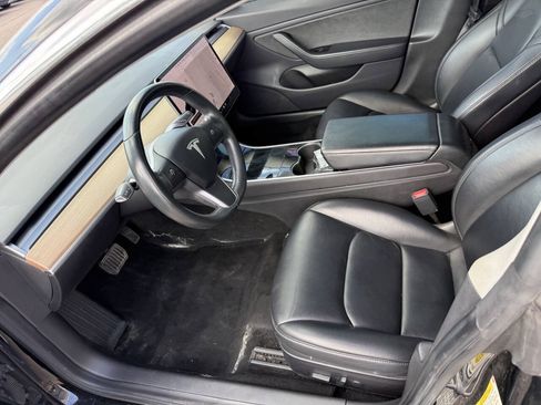 Used 2019 Tesla Model 3 Standard Range Plus RWD image 18