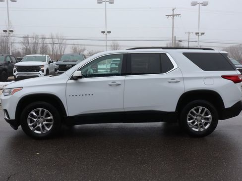 Used 2020 Chevrolet Traverse LT image 27