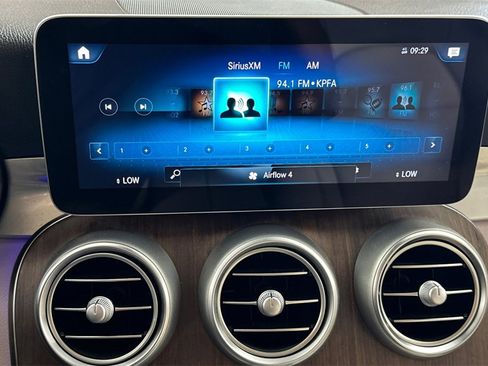 Certified 2022 Mercedes-Benz GLC 300 image 21