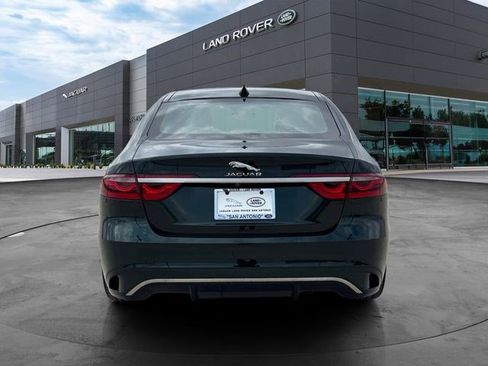 New 2024 Jaguar XF R-Dynamic SE image 4