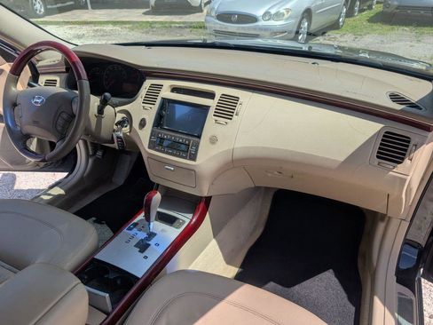 Used 2006 Hyundai Azera Limited FWD image 14
