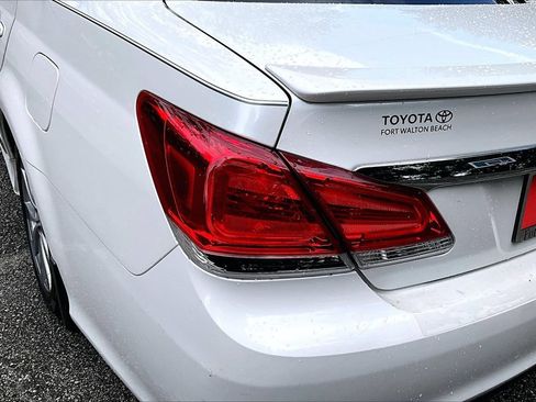 Used 2012 Toyota Avalon Limited FWD image 20