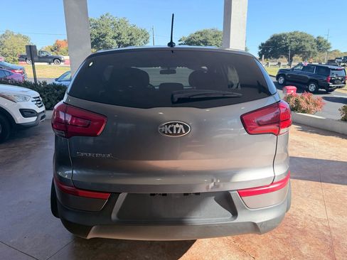 Used 2014 Kia Sportage LX image 7