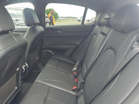 Used 2023 Alfa Romeo Stelvio Sprint AWD/4WD image 8