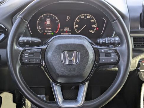 Used 2024 Honda Pilot Touring image 13