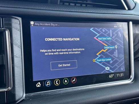 Used 2021 GMC Yukon XL Denali w/ Denali Premium Package image 14