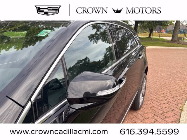 New 2026 Cadillac XT5 Premium Luxury w/ Driver Assist Package AWD/4WD image 5