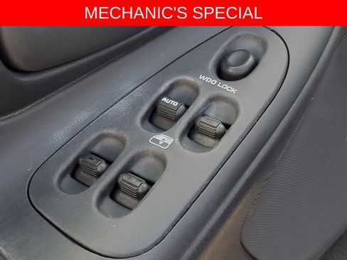 Used 2002 Dodge Intrepid ES image 12