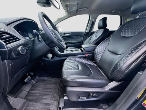 Used 2024 Ford Edge Titanium AWD/4WD image 21
