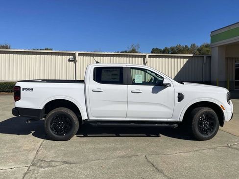 New 2025 Ford Ranger Lariat w/ FX4 Off-Road Package image 2