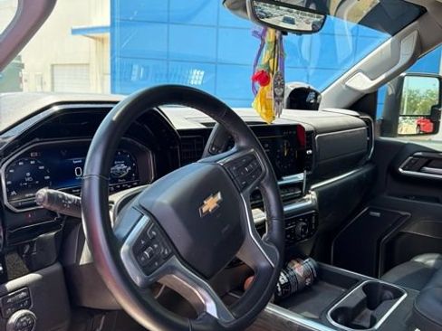 Used 2024 Chevrolet Silverado 2500 LTZ w/ LTZ Premium Texas Edition AWD/4WD image 15