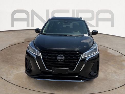 Used 2024 Nissan Kicks SV FWD image 5