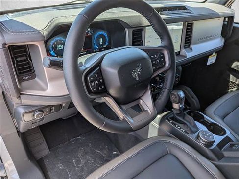 New 2026 Ford Bronco Outer Banks AWD/4WD image 3