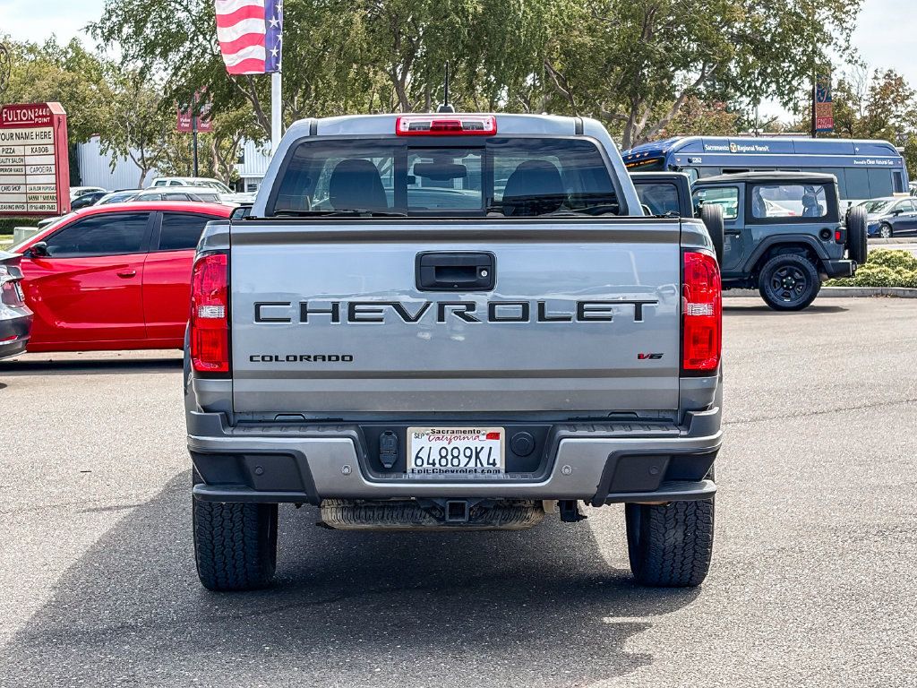 Used 2022 Chevrolet Colorado Z71 AWD/4WD image 3