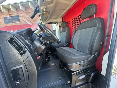 Used 2017 RAM ProMaster 1500 image 10