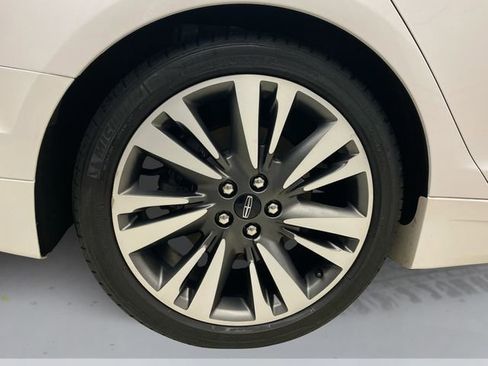 Used 2018 Lincoln MKZ Select w/ Select Plus Package image 17