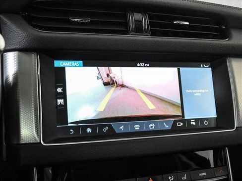 Used 2020 Jaguar XF Premium AWD/4WD image 14