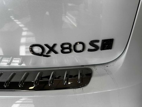 New 2026 INFINITI QX80 4WD w/ Sport Exterior Package image 7