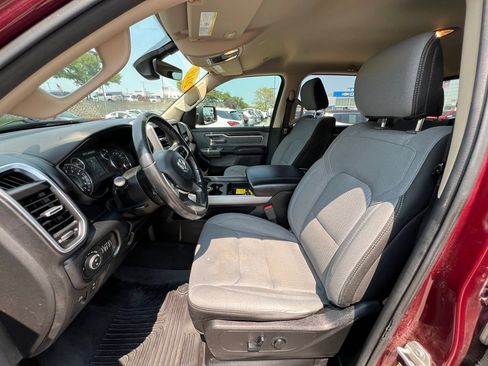 Used 2019 RAM 1500 Big Horn AWD/4WD image 18
