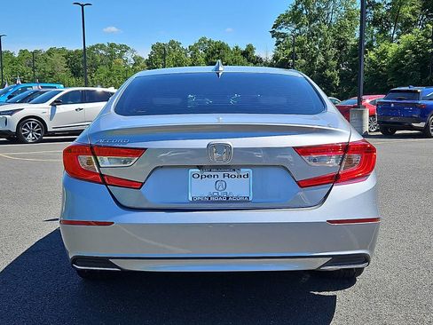 Used 2019 Honda Accord EX image 6