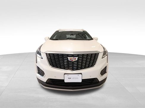 Certified 2025 Cadillac XT5 Premium Luxury w/ Technology Package AWD/4WD image 7