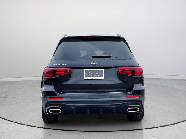 Used 2024 Mercedes-Benz GLB 250 image 5