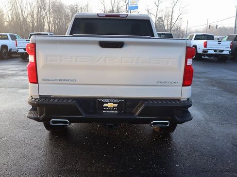 New 2026 Chevrolet Silverado 1500 Custom Trail Boss w/ LPO, Dark Essentials Package image 24