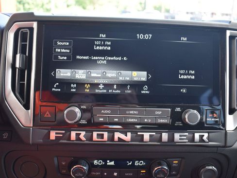 Certified 2025 Nissan Frontier SV w/ SV Convenience Package RWD image 38