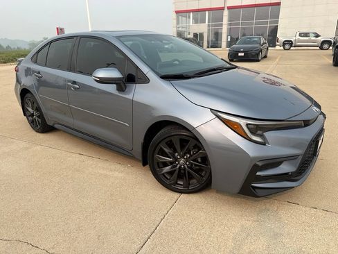 Certified 2023 Toyota Corolla XSE FWD image 2