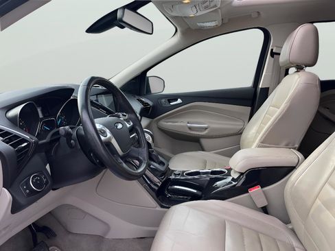 Used 2016 Ford Escape Titanium image 9