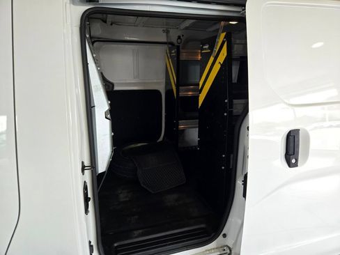 Used 2021 Nissan NV200 S FWD image 15