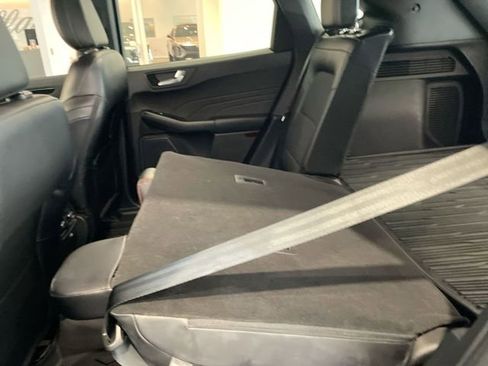 Used 2023 Ford Escape ST-Line Elite w/ Class II Trailer Tow Package image 14