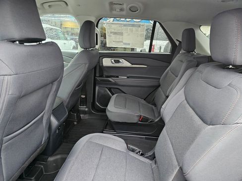 New 2026 Ford Explorer Active image 8
