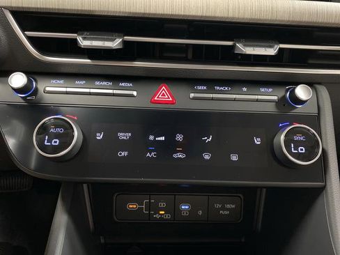 New 2025 Hyundai Sonata SEL image 16