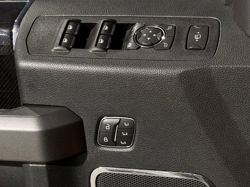 Used 2022 Ford F450 Platinum w/ FX4 Off-Road Package image 24