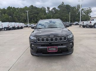 Used 2018 Jeep Compass Limited w/ Navigation Group FWD video 2