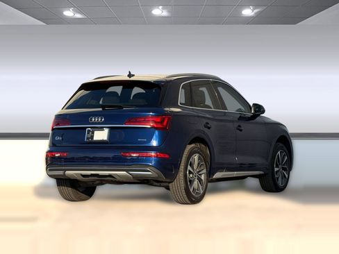 Used 2021 Audi Q5 Prestige w/ Prestige Package AWD/4WD image 9