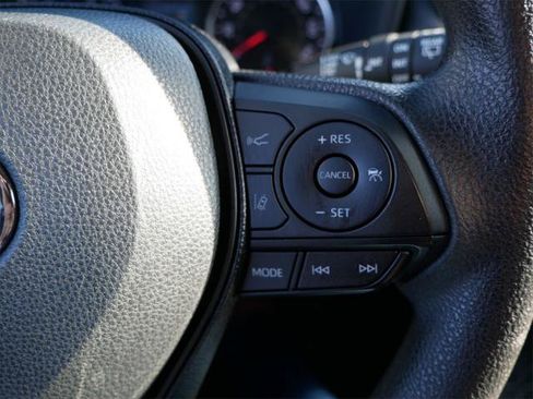 Certified 2021 Toyota RAV4 XLE AWD/4WD image 26