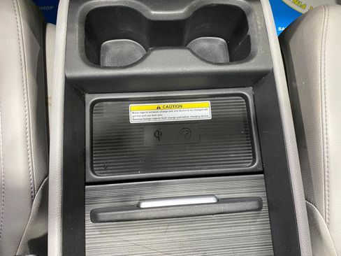 Used 2018 Honda Odyssey Elite image 16