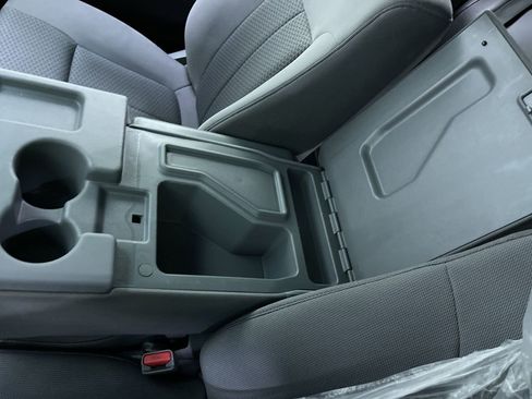 Used 2013 Ford F150 XLT w/ Luxury Equipment Group image 24